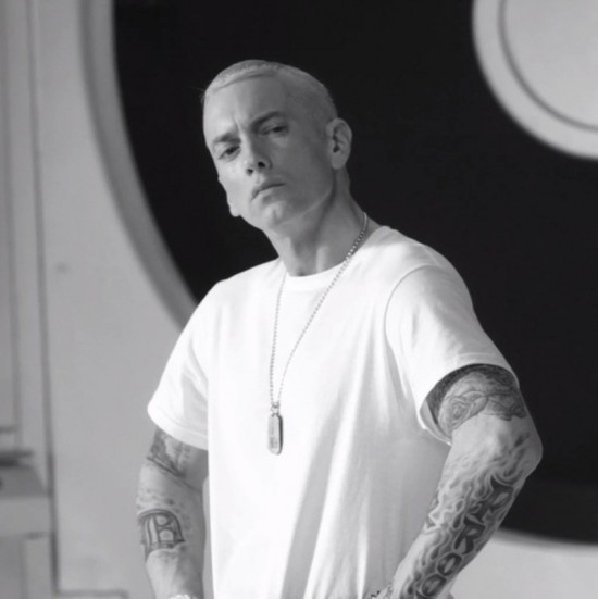 Eminem - Berzerk Explained Behind The Scenes 4