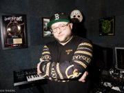 A music producer who works with Eminem and Nas shows us how to make a hit hip-hop beat in 20 minutes