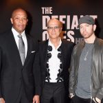 On June 22 Eminem attended the premiere of “The Defiant Ones” film in Los Angeles. On the red carpet Em showed off his new beard.