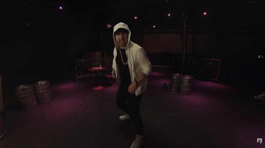 World Premiere: Eminem - "Kick Off" (Freestyle)