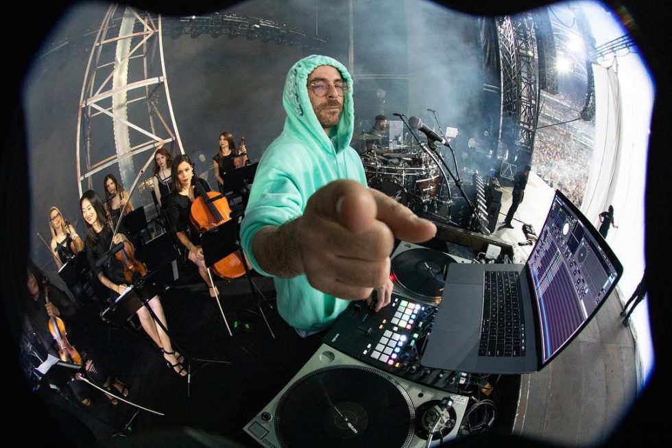 Alchemist, Rapture 2019, Sydney. Strings. Finger Gun. ???? by Jeremy Deputat