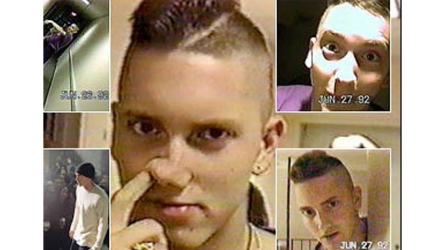 Back in 1992: Young Eminem fooling around with friends in a parking lot. The kind of hairstyle he has ... xD