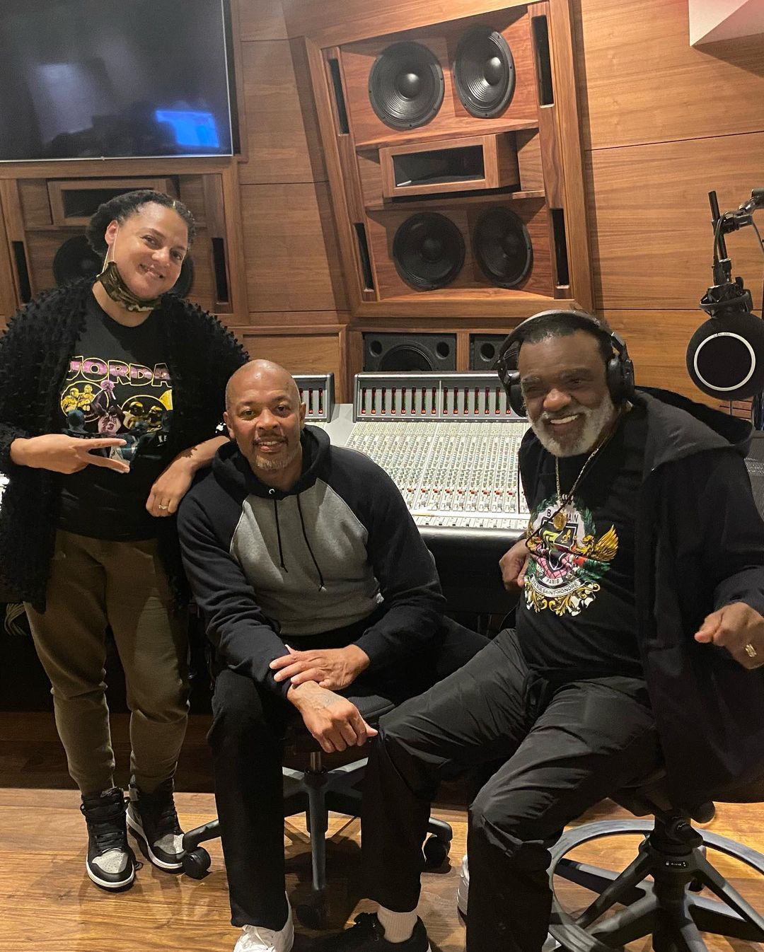 Dr. Dre Hits Studio With Soul Legend Ronald Isley