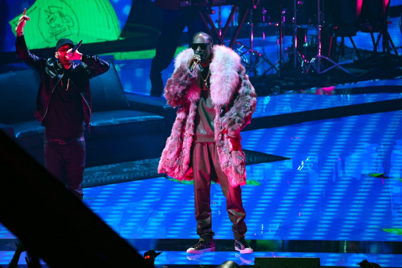 Watch Eminem and Snoop Dogg Perform at MTV VMAs Eminem.Pro the