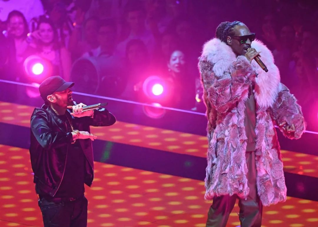 Watch Eminem and Snoop Dogg Perform at MTV VMAs Eminem.Pro the