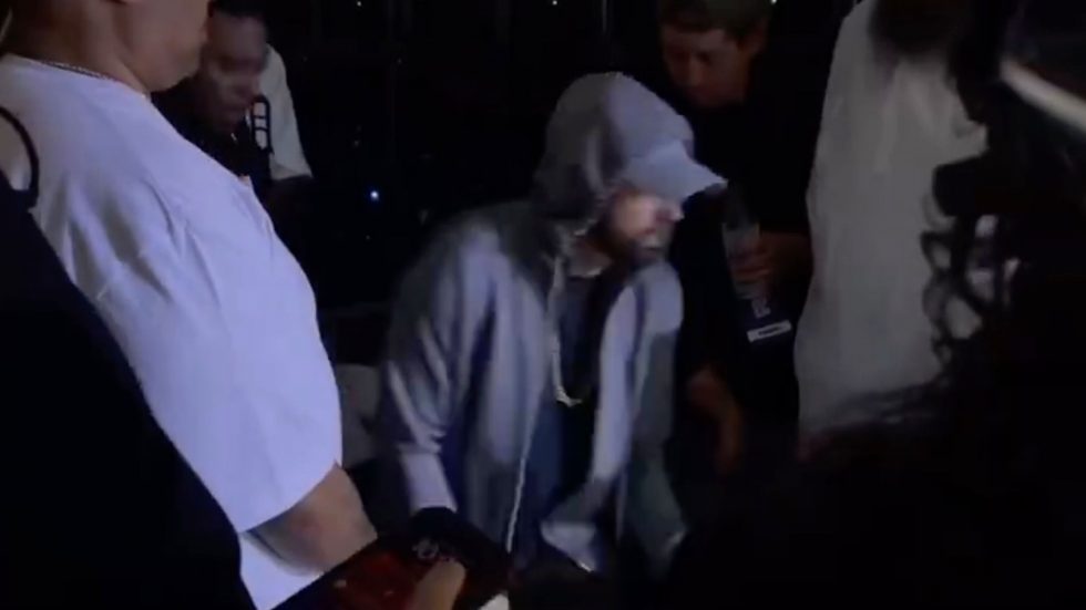Backstage: Check out How Eminem Prepares to Take the Detroit Stage to Perform Houdini for the First Time