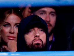 Backstage Photos: Eminem Takes Pictures With His Excited Fans and With Guests of the Crawford vs. Madrimov Fight Backstage Photos: Eminem Takes Pictures With His Excited Fans and With Guests of the Crawford vs. Madrimov Fight