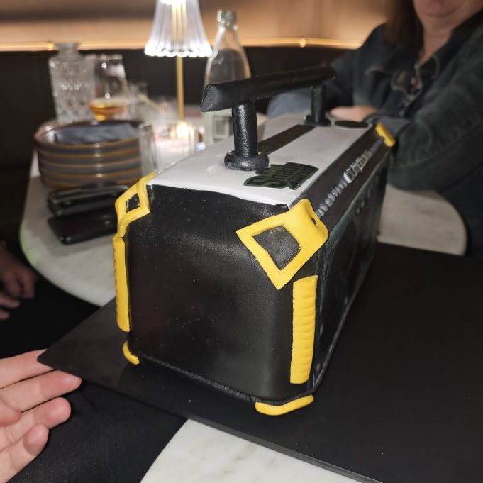 MMLP2 Bezerk Bumpboxx birthday cake