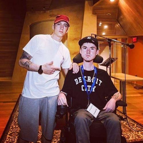 2016.08.25-Eminem-Make-A-Wish-Joe-Ward